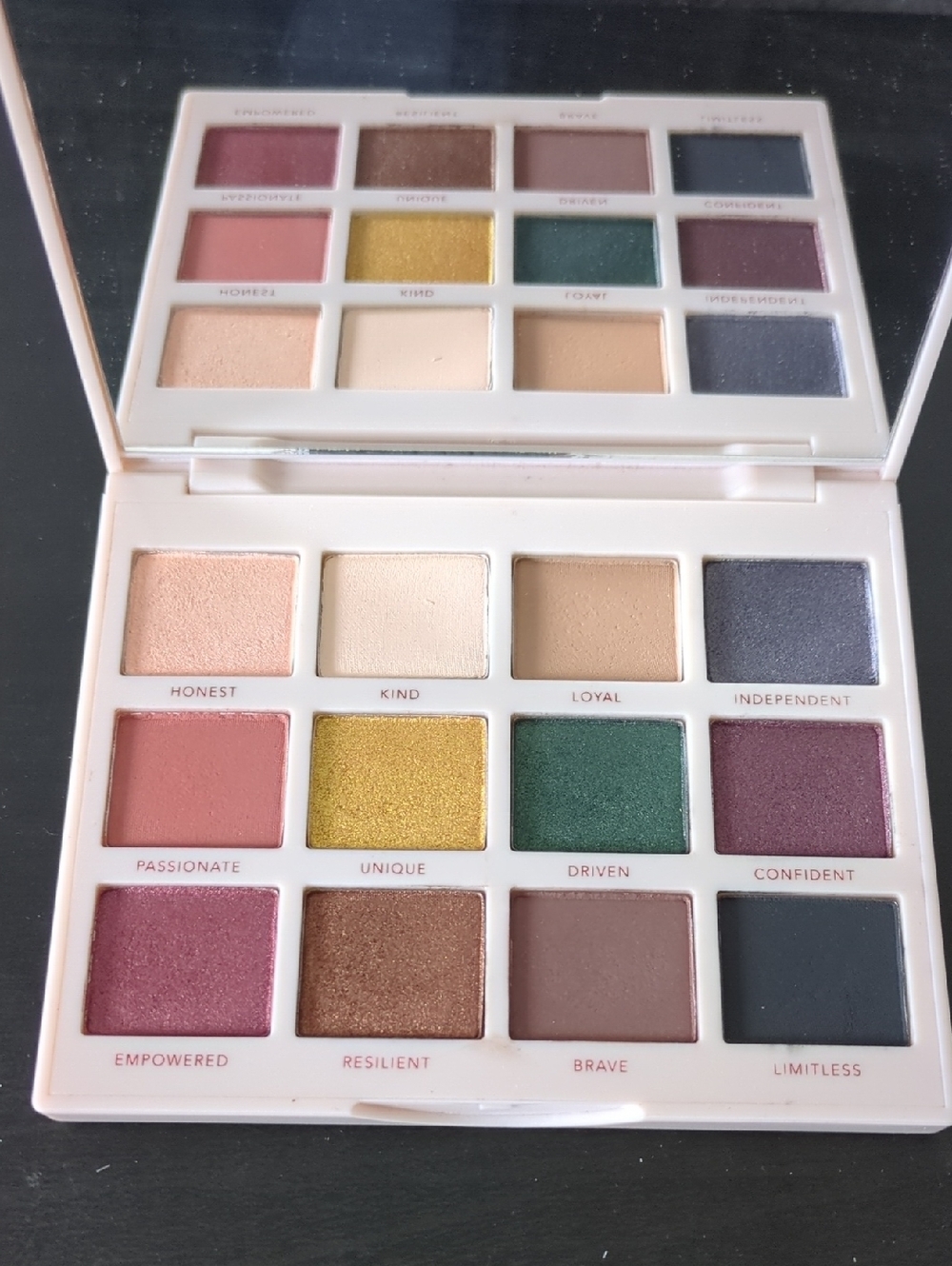 Persona Identity 2 palette